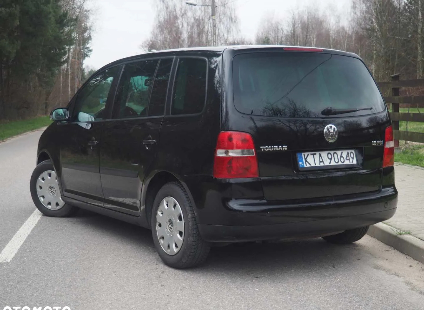 Volkswagen Touran cena 11900 przebieg: 228240, rok produkcji 2003 z Rzepin małe 704
